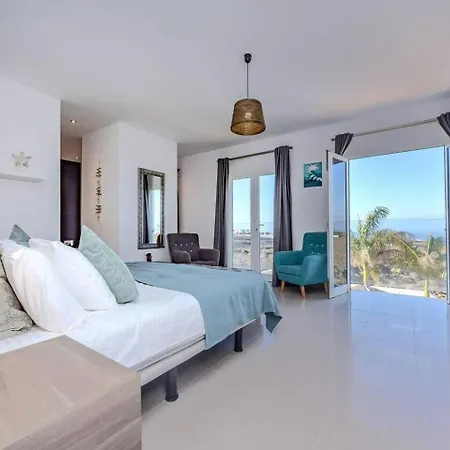 Molinero - Macher Willa La Asomada (Lanzarote)