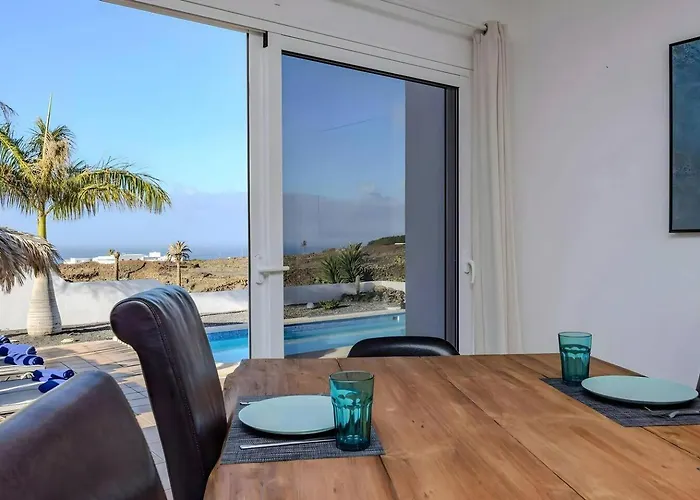 Molinero Villa La Asomada (Lanzarote)